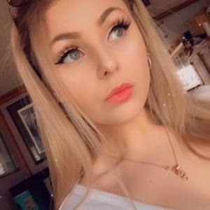 Meet your Posher, Bayley